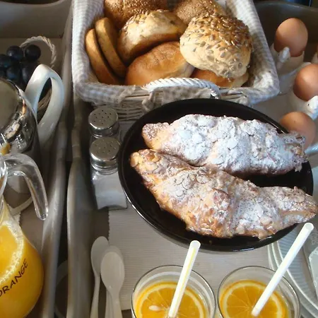 De Zwanebloem Bed & Breakfast Elburg